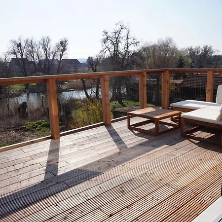 Og Am Fluss Mit Balkon - Ein Himmlischer Ausblick *